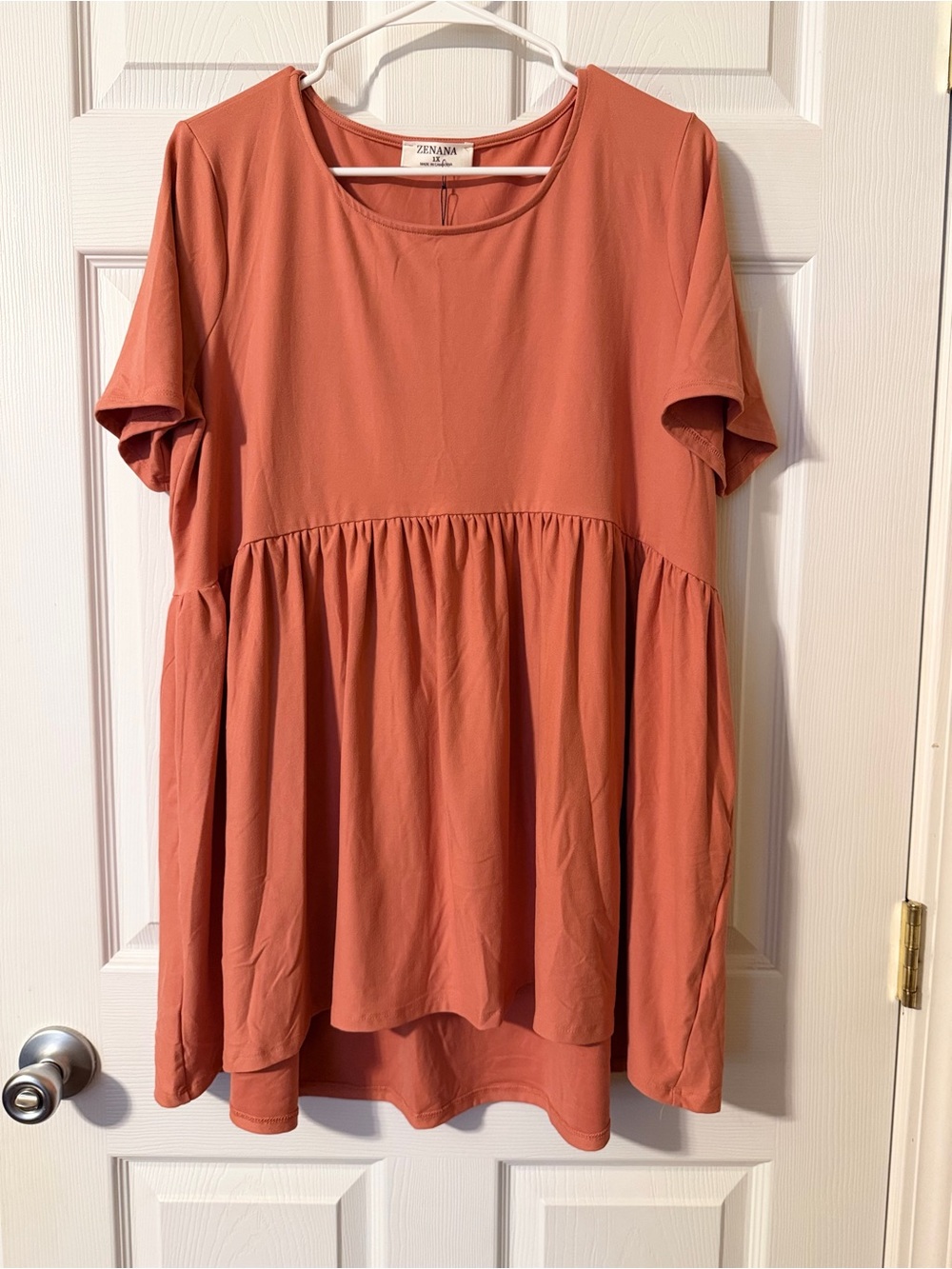 Zenana Outfitters Rust Coral Short Sleeve Peplum Tunic 1x NWT